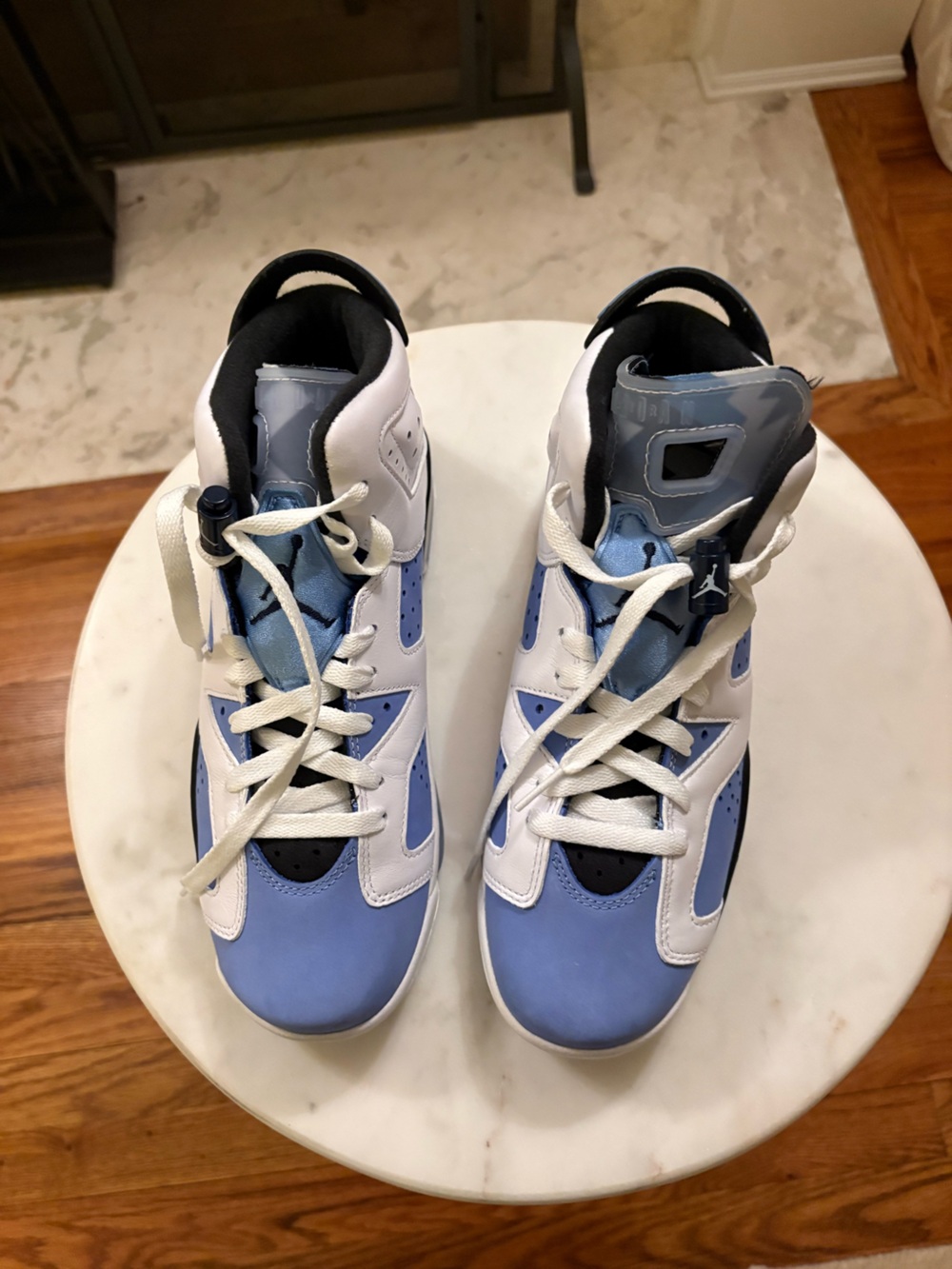 Nike Air Jordan 6 Retro UNC University Blue  NWT and Box Size 7 men/youth - Picture 4 of 10